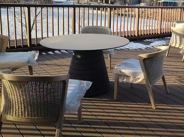 酒店户外桌椅